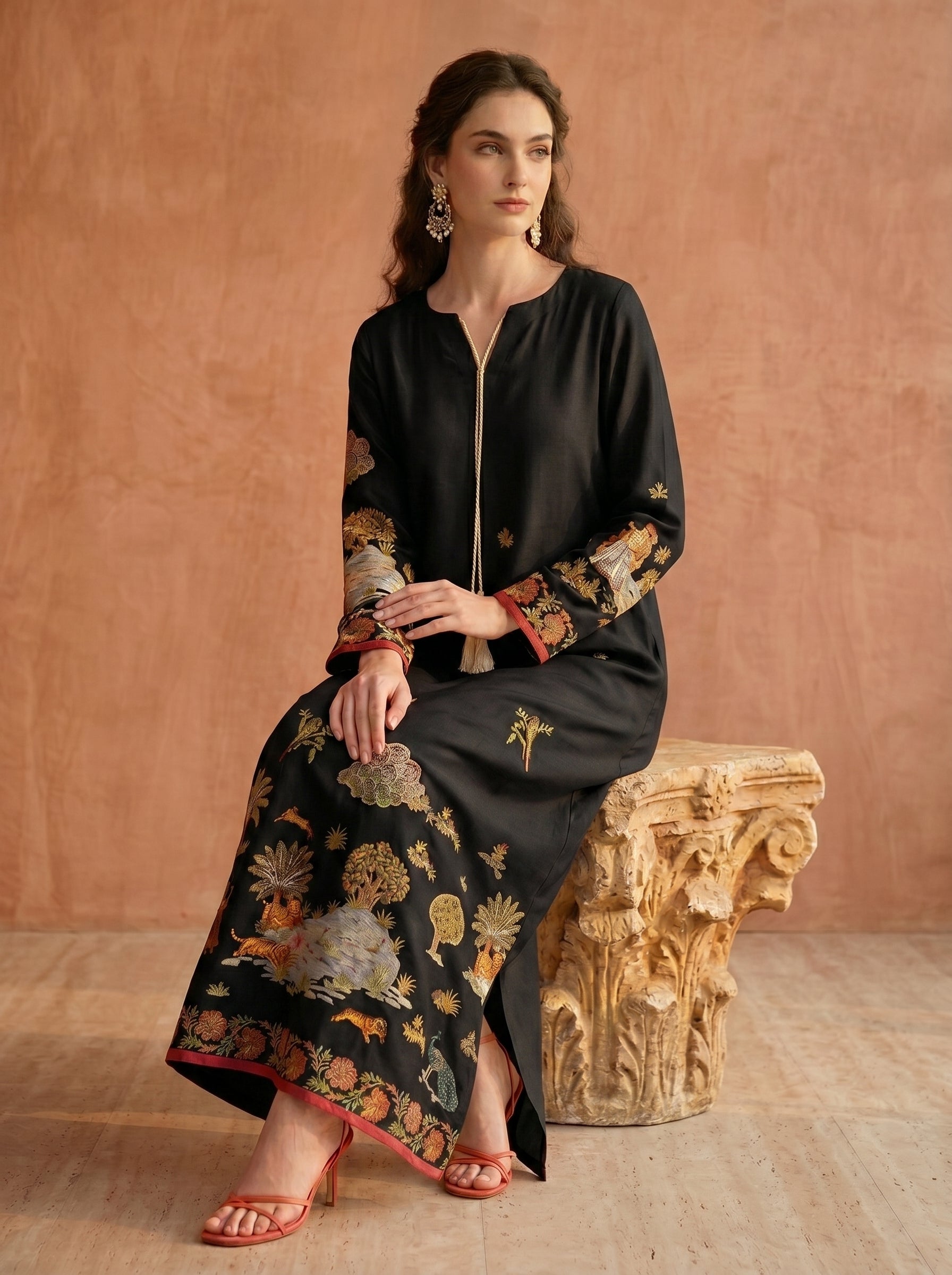 Secret Garden Kaftaan (Black)