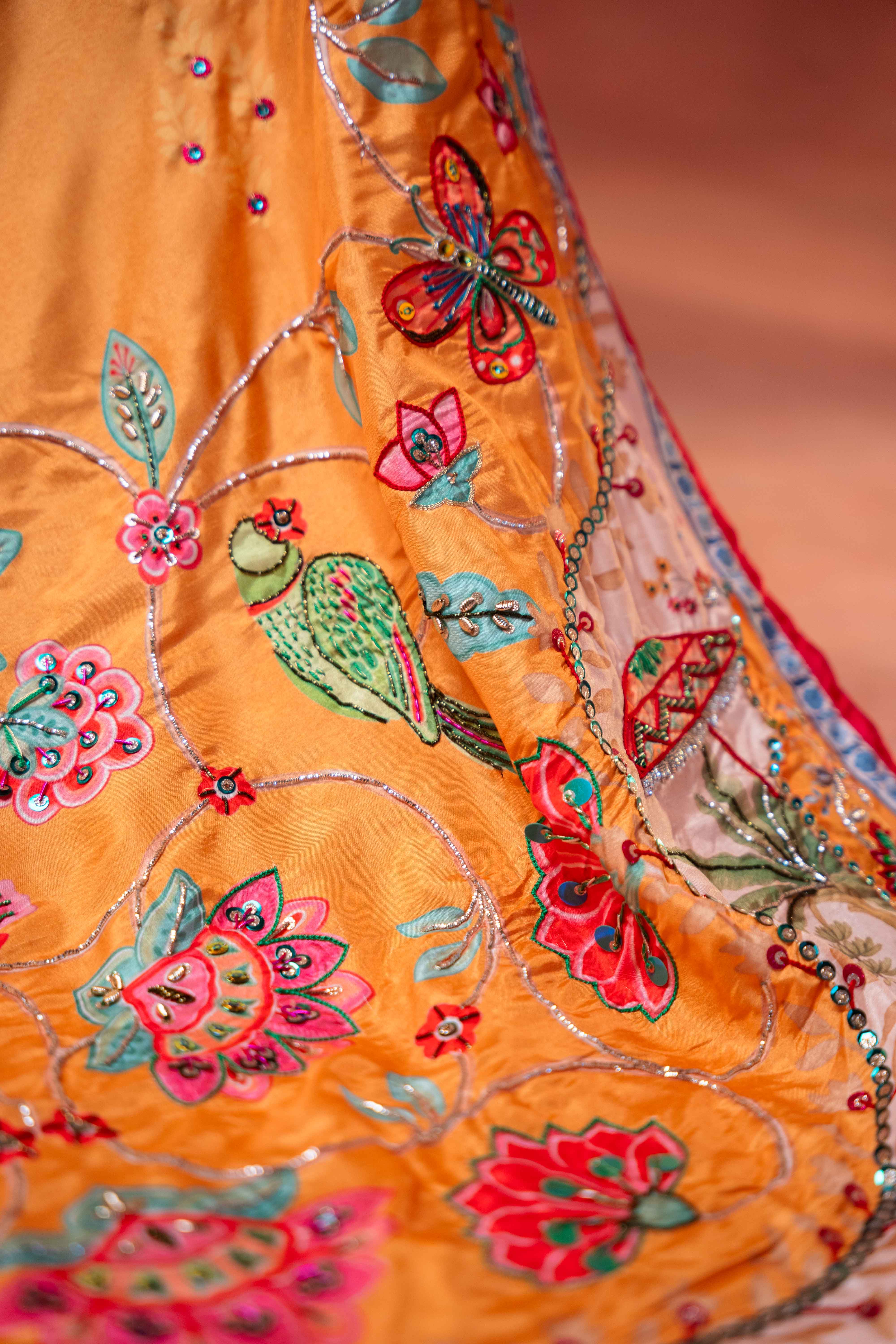 Poshaq Shawl