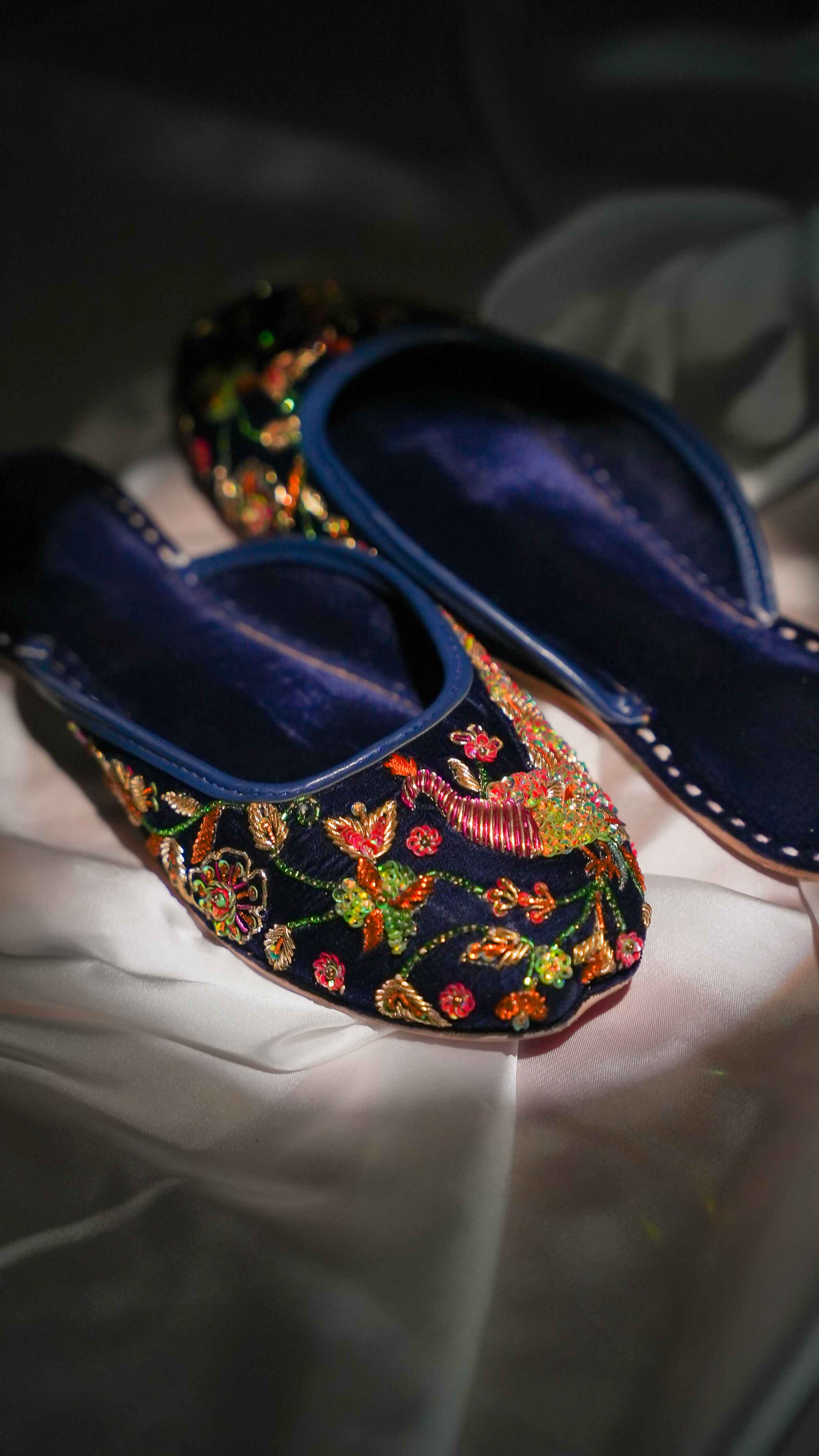 Peacock Garden (Navy)