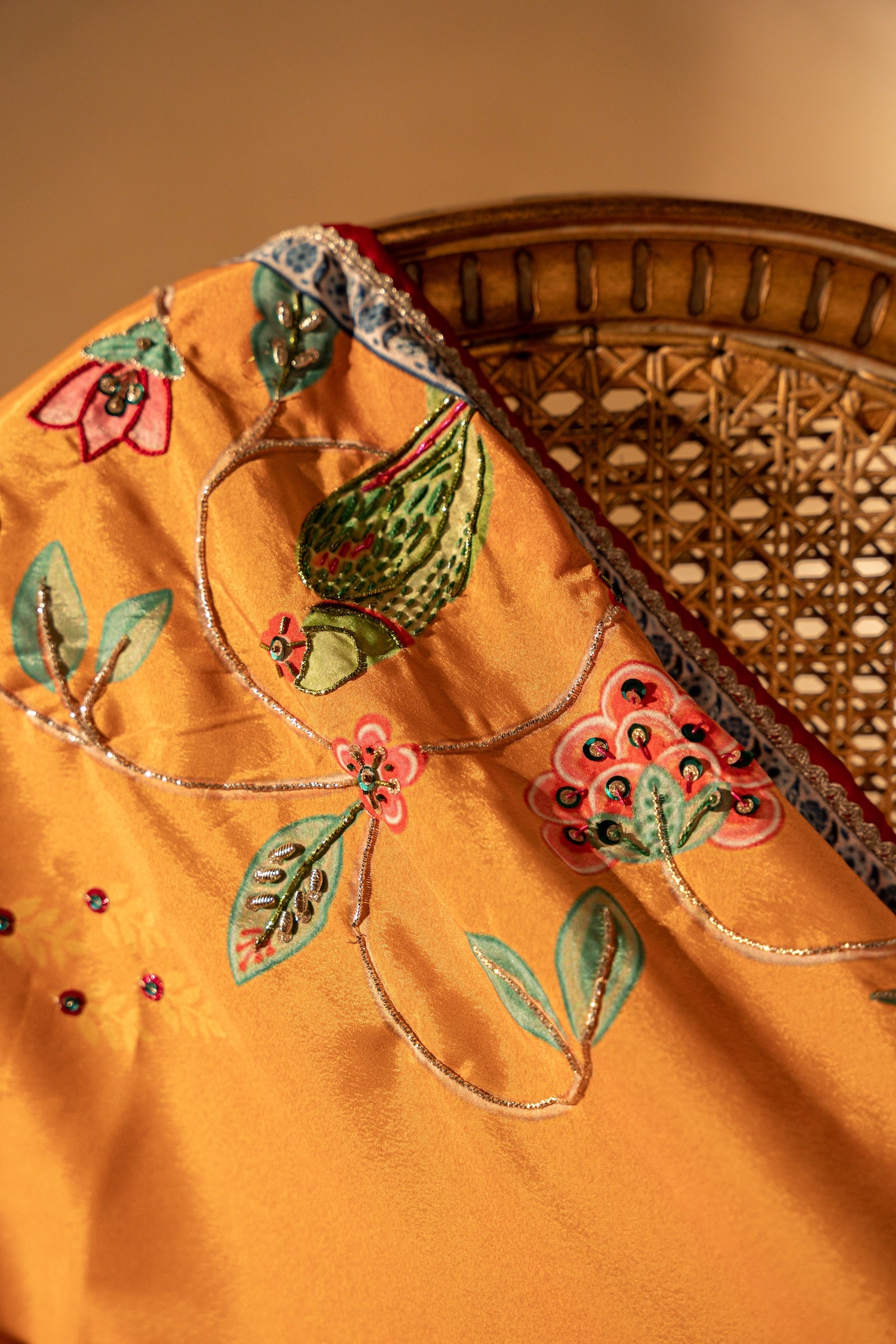 Poshaq Shawl