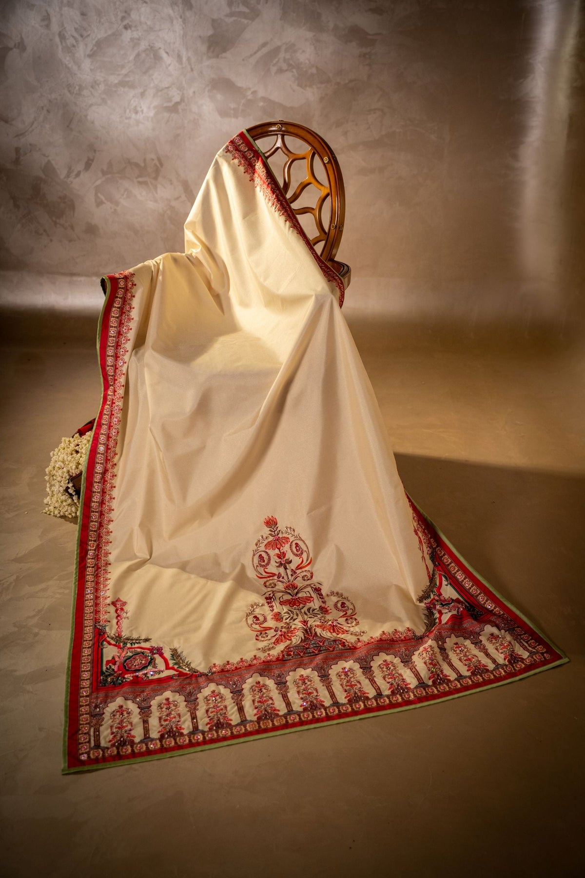 Qurbat-Shawl