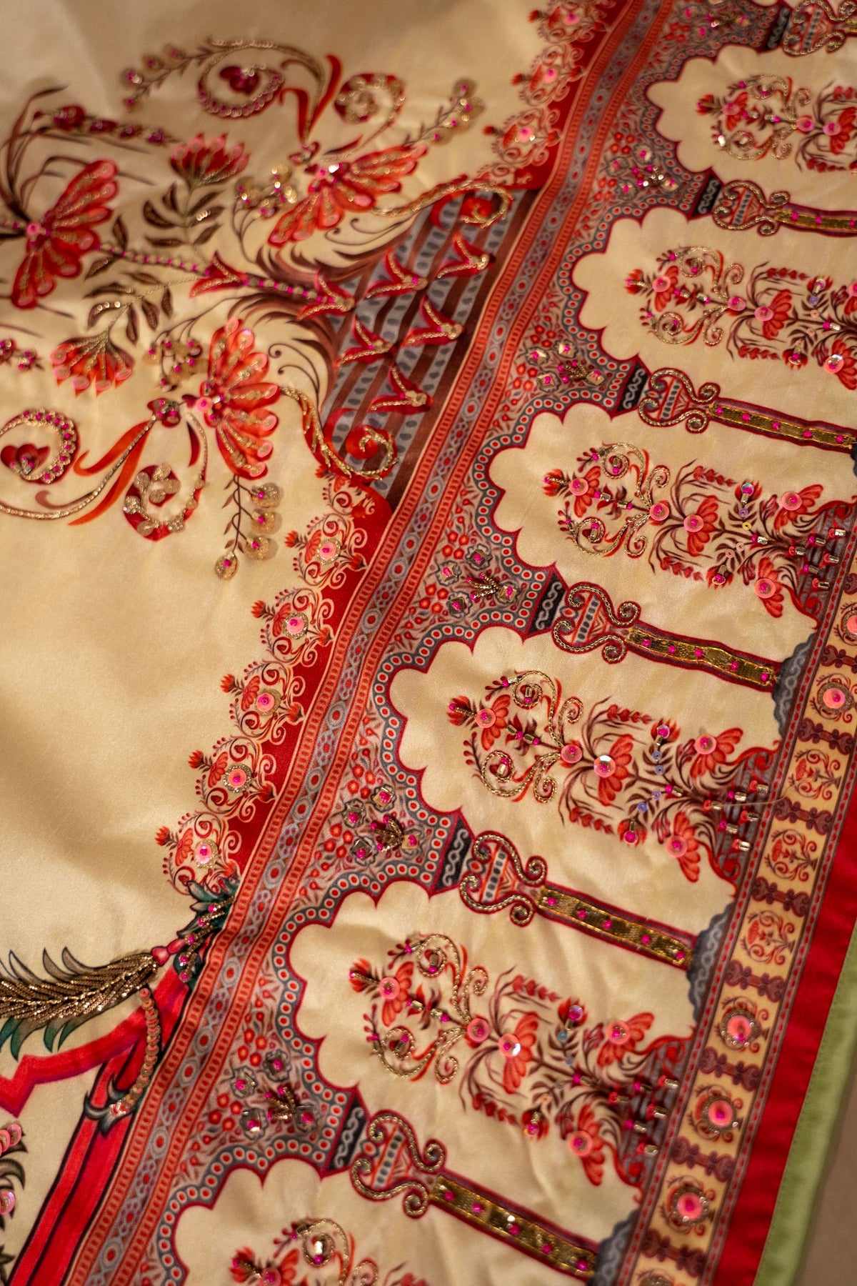Qurbat-Shawl