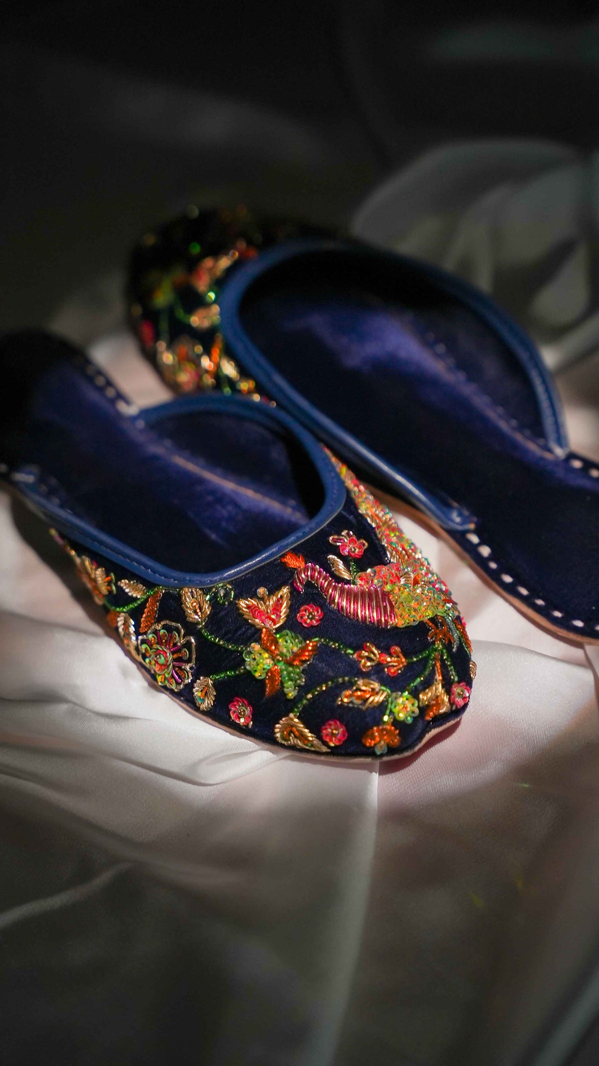 Peacock Garden (Navy)